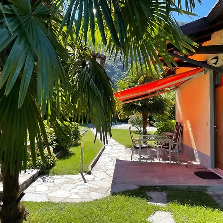 Ferienvilla Am Mit Pool Holiday home Colico